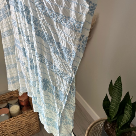 Torrid Blue & White Floral Cardigan - 2/3 - Picture 6 of 9